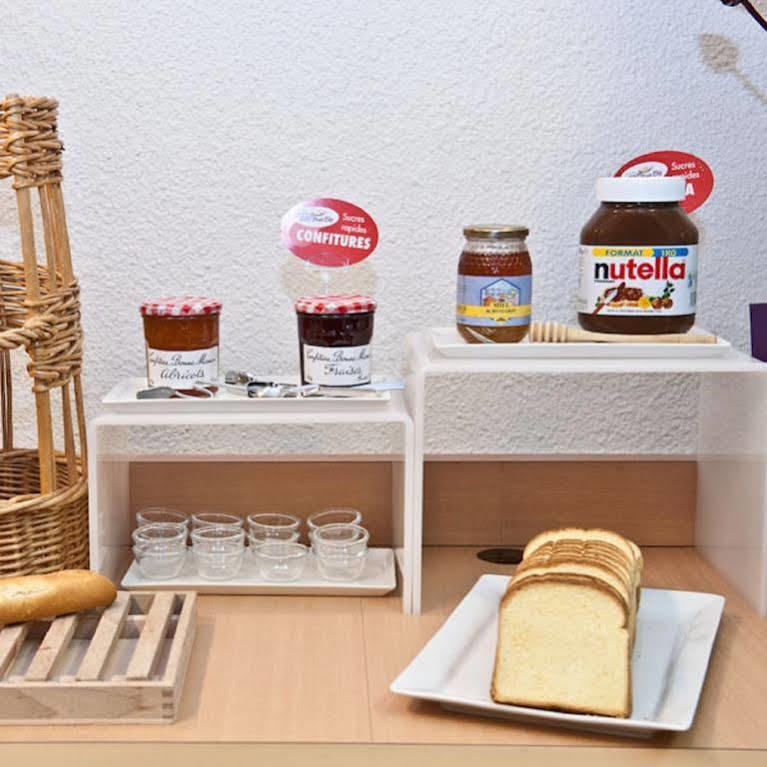 Egg Hotel Gonesse 戈内斯 外观 照片